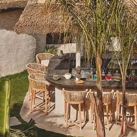 Kaipo Otel 2*