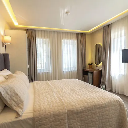 Kaipo Adult Only Szálloda 2*